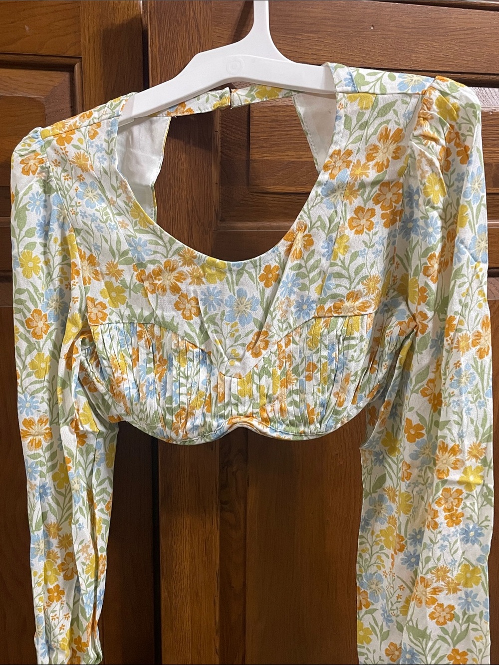 Floral Puff-Sleeve Crop Top Sky to Moon Sz. M ( runs small ) New